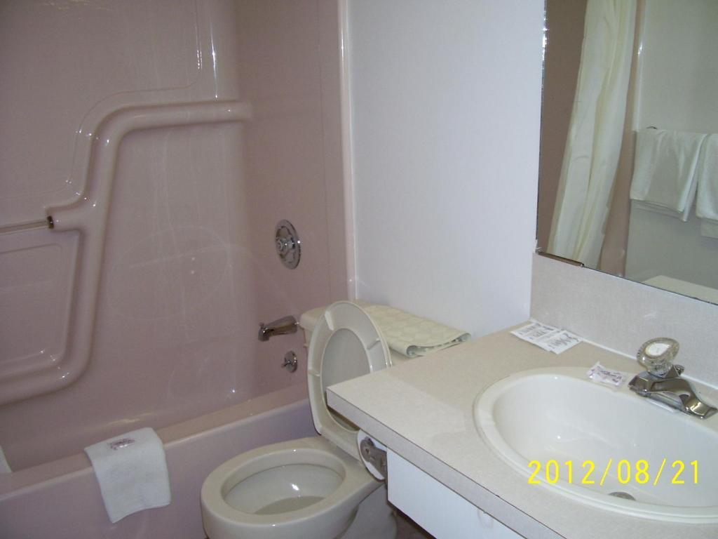 Crystal Inn Niagara-Fälle Zimmer foto